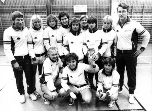 1983 Tinnis lag 2 segrade i Kenty Cup. Henry, Mia B, Plätten, Cajsa, Annika, Anka, Katta, Curt Nina, Maggan, Ingrid